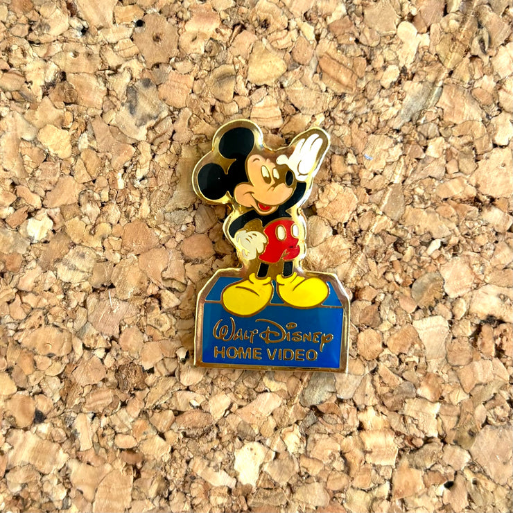 Pin’s Mickey