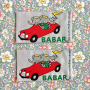 Patch Babar en voiture