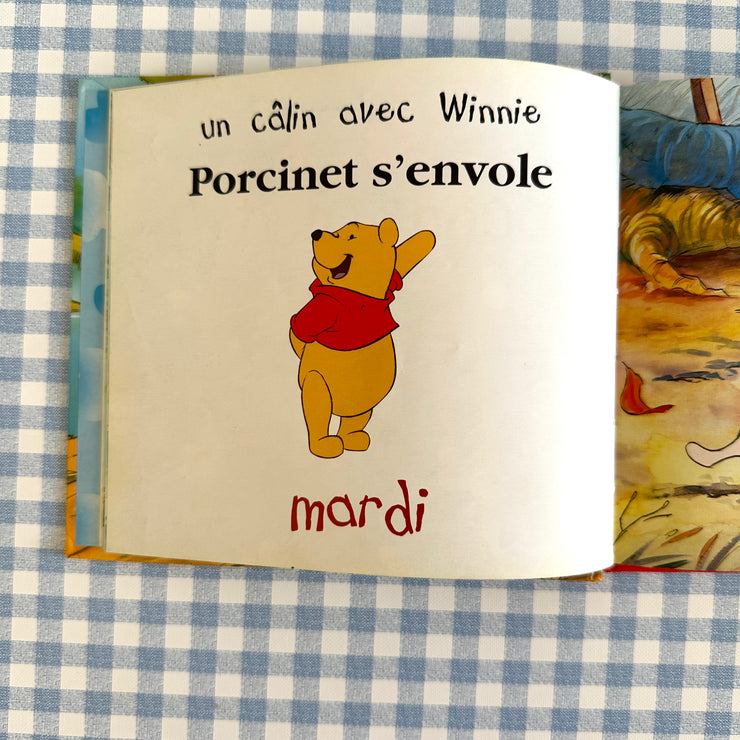 Livre Winnie les 7 câlins de la semaine