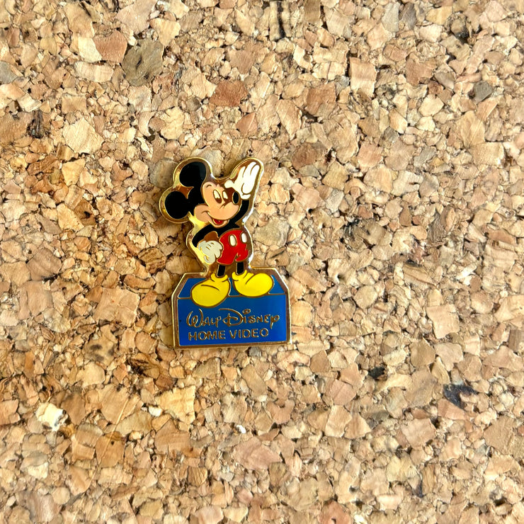 Pin’s Mickey