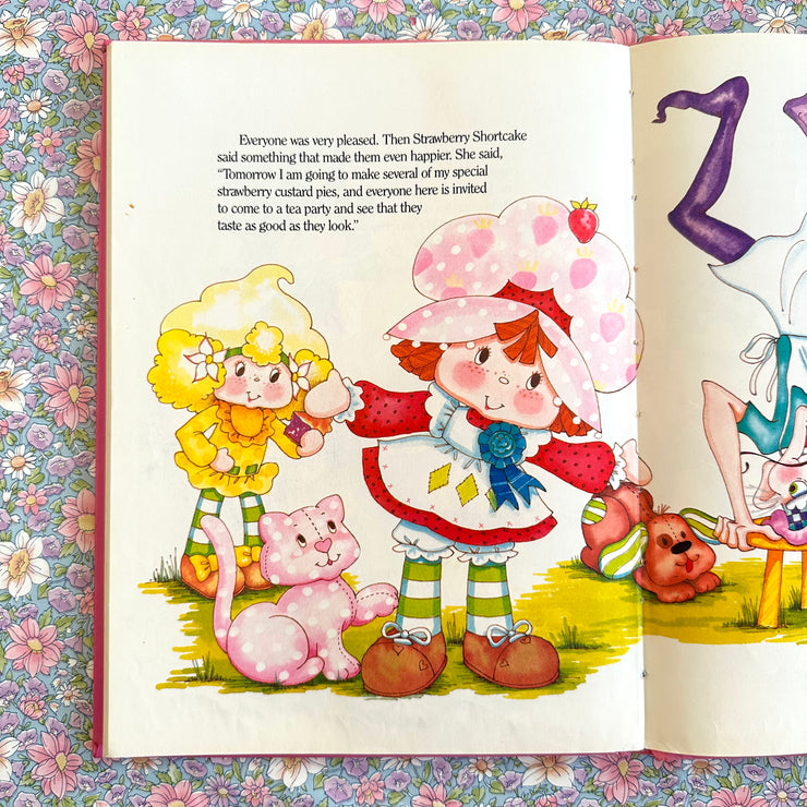 Livre Strawberry Shortcake and the Crazy Baking contest