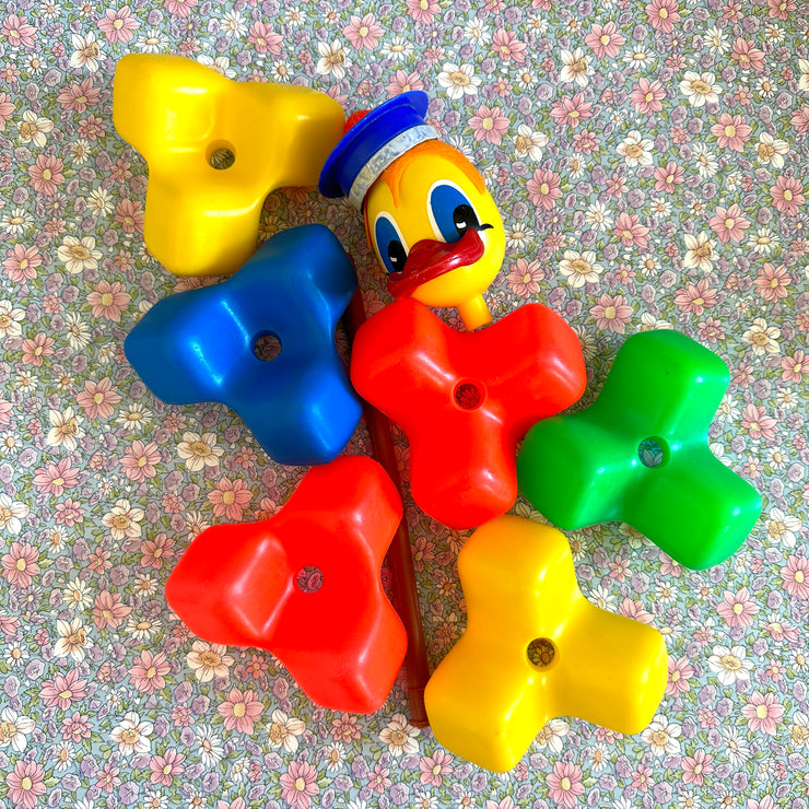 Tour multicolore canard